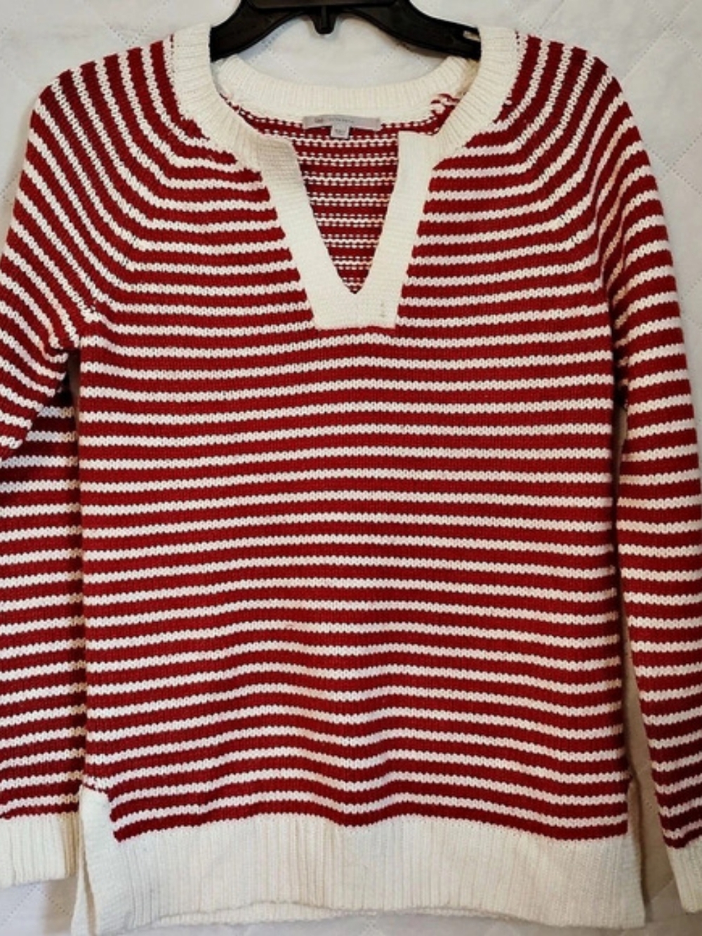 Gap Striped V-Neck Sweater in Red & White